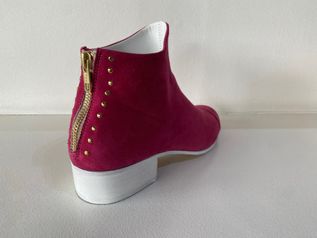 Beau5 Pink Suede Ankle Boot