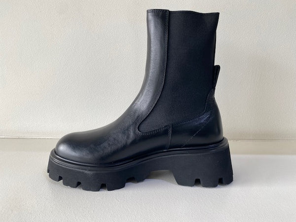 Black Leather Chelsea Boot